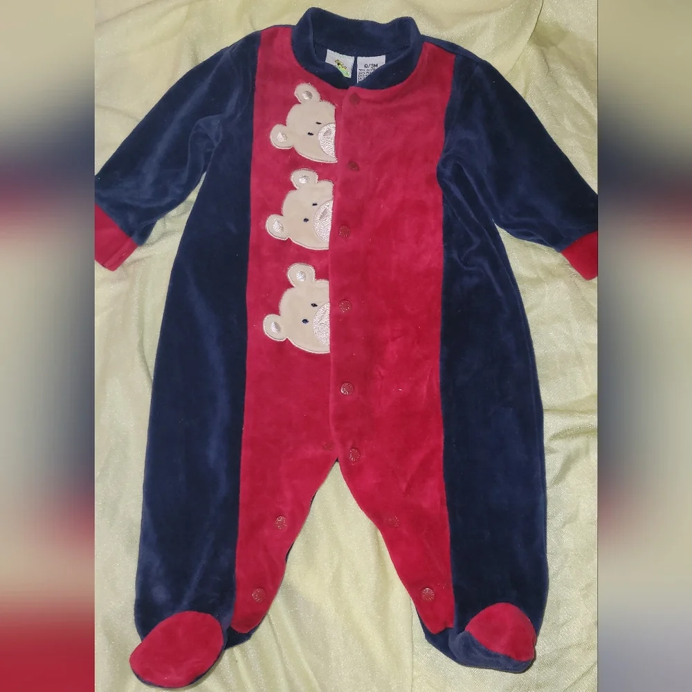 Sesame Street Infant Sleeper Size 0-3months